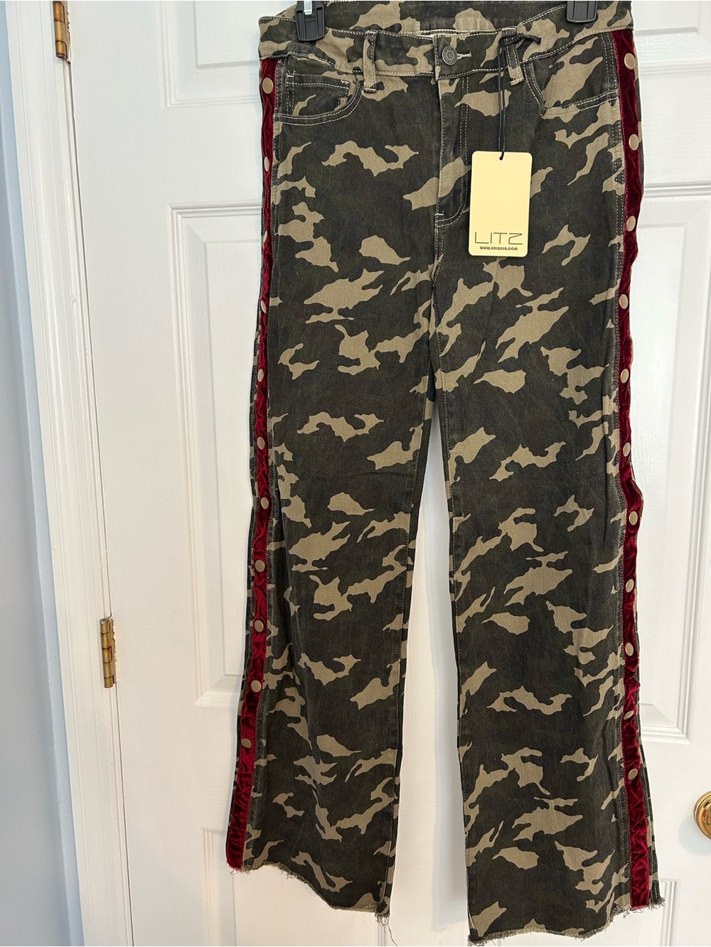 Litz Womens Straight Leg Camo Jeans with Red Velvet Side Trim